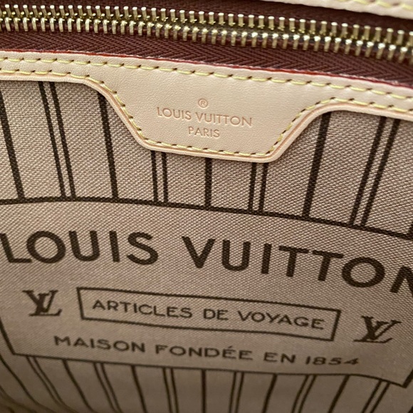 SOLD SOLD SOLD Louis Vuitton Never full GM - Picture 8 of 15
